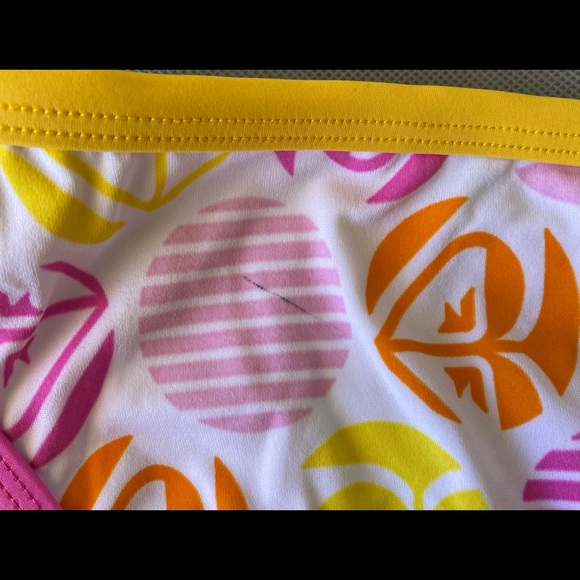 Roxy Two-Piece - Kids Size 16 - Picture 5 of 5